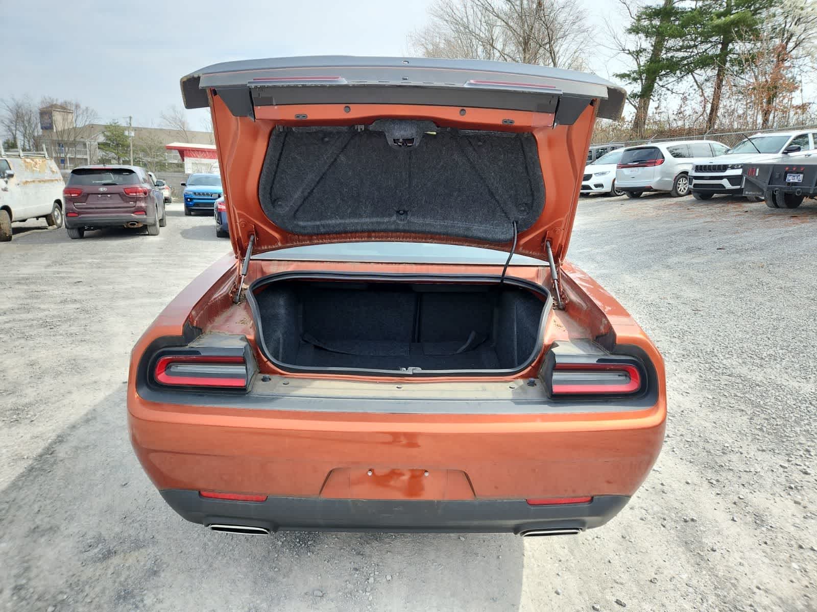 2022 Dodge Challenger SXT