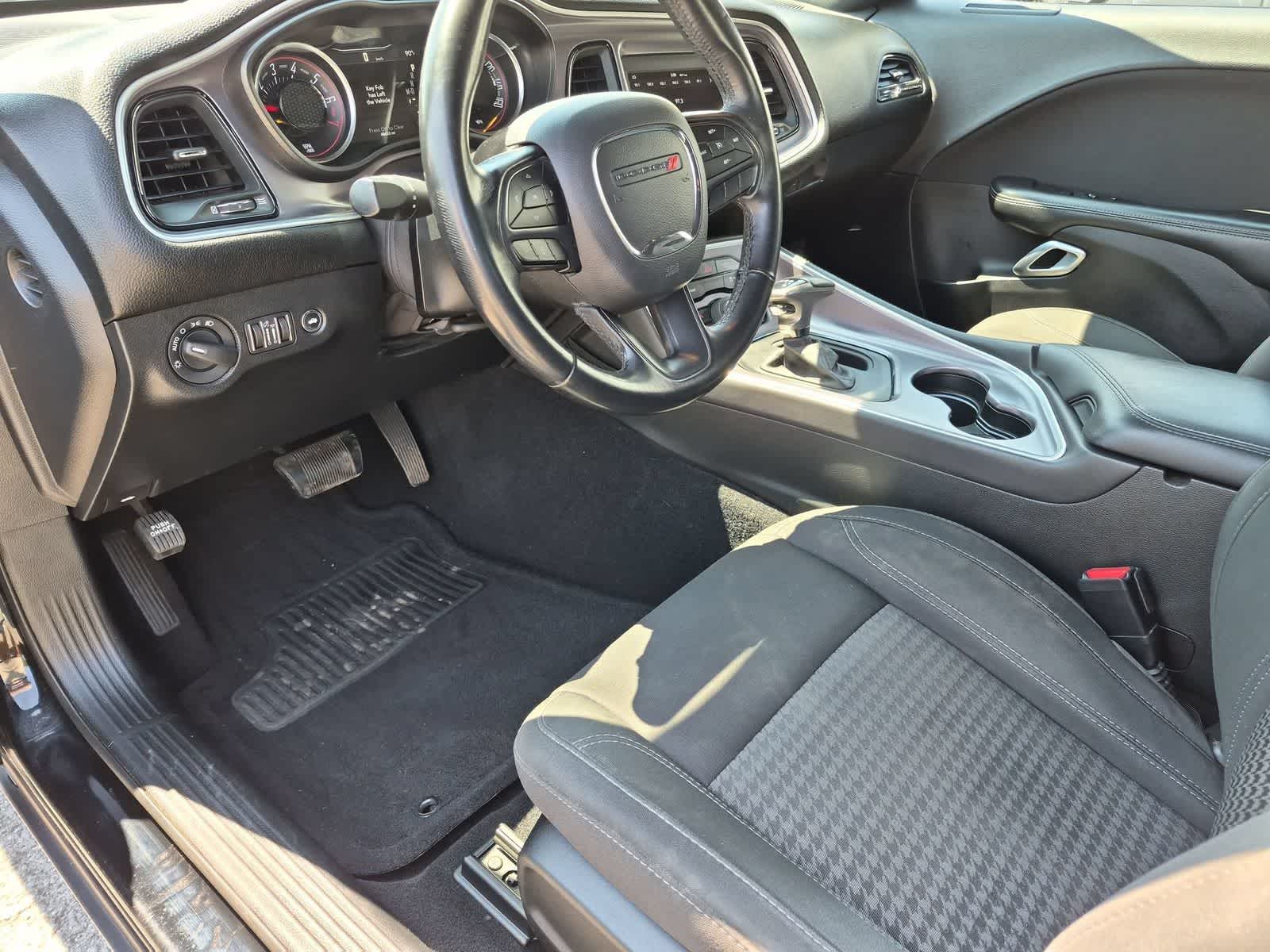 2019 Dodge Challenger SXT