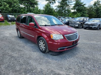 2013 Chrysler Town & Country Touring