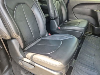 2021 Chrysler Pacifica Hybrid Touring L