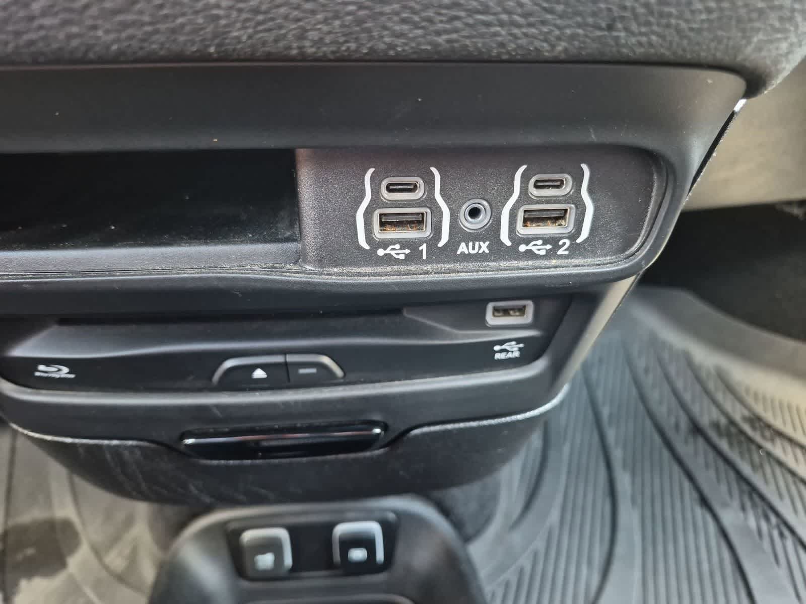 2021 Chrysler Pacifica Hybrid Touring L