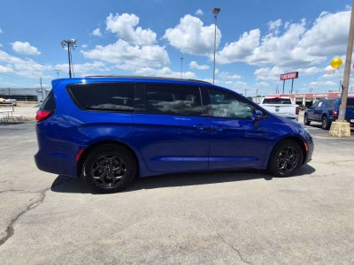 2021 Chrysler Pacifica Hybrid Touring L