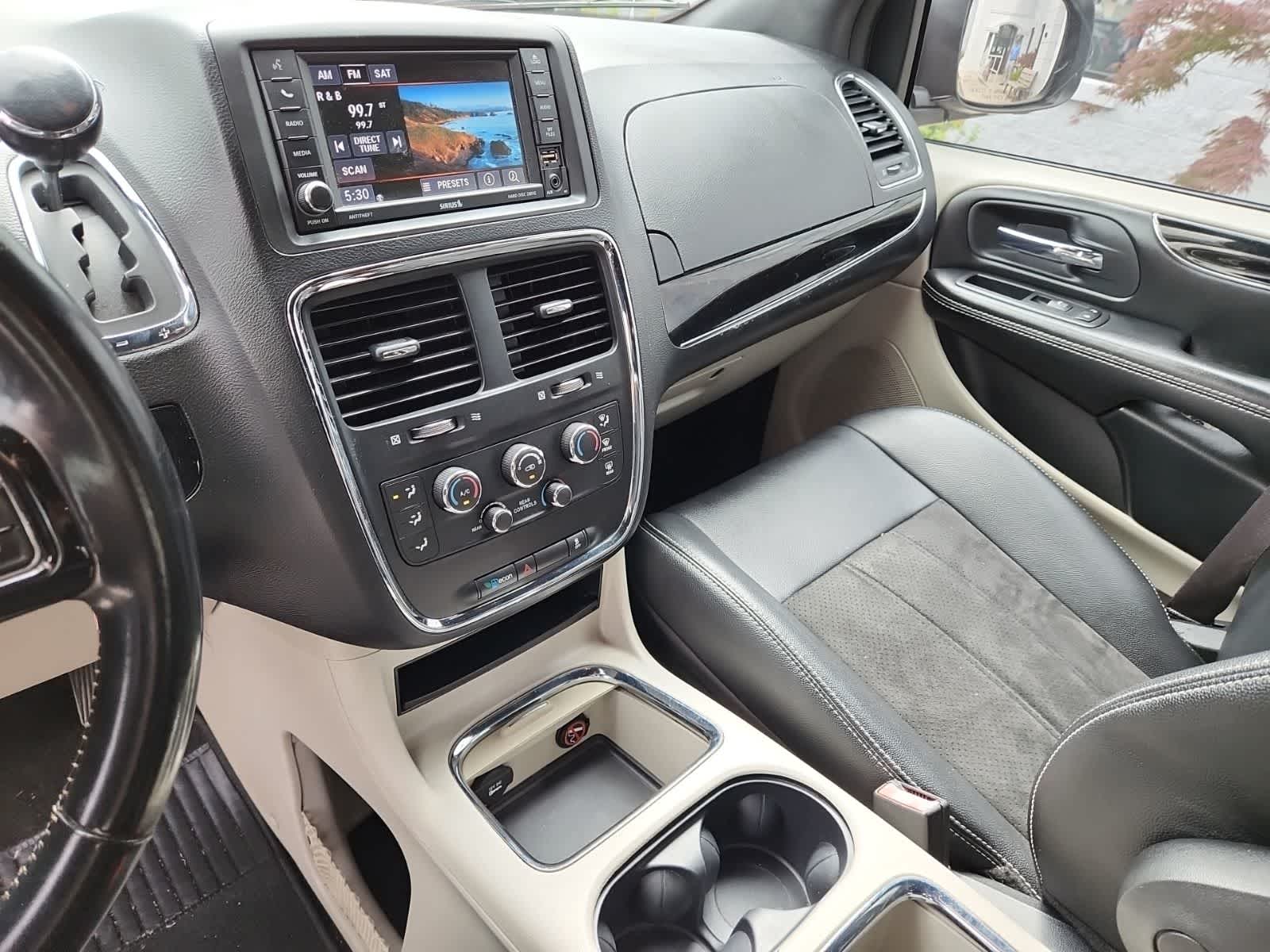 2020 Dodge Grand Caravan SXT