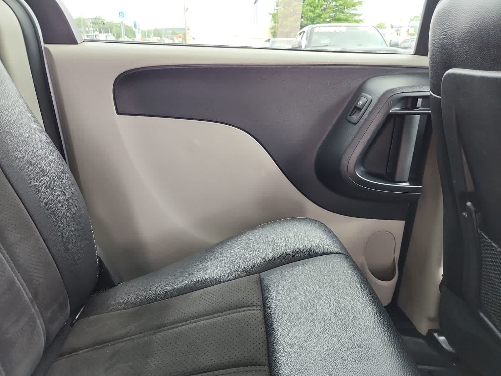 2020 Dodge Grand Caravan SXT