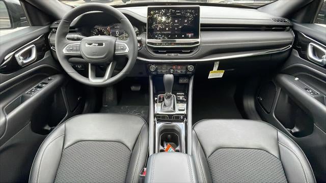 2023 Jeep Compass Altitude