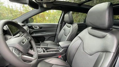 2023 Jeep Compass Altitude