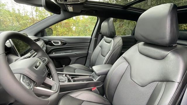 2023 Jeep Compass Altitude