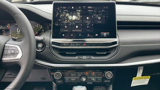 2023 Jeep Compass Altitude
