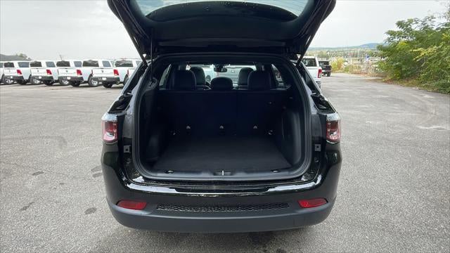 2023 Jeep Compass Altitude
