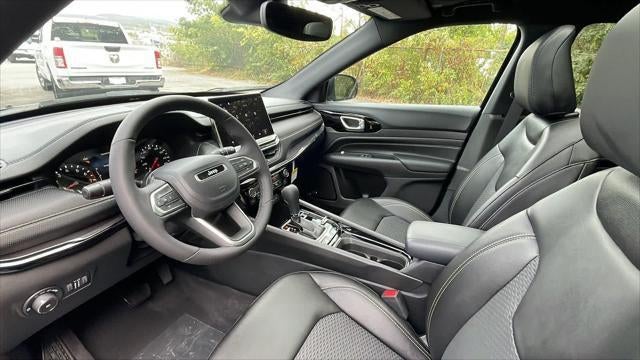 2023 Jeep Compass Altitude