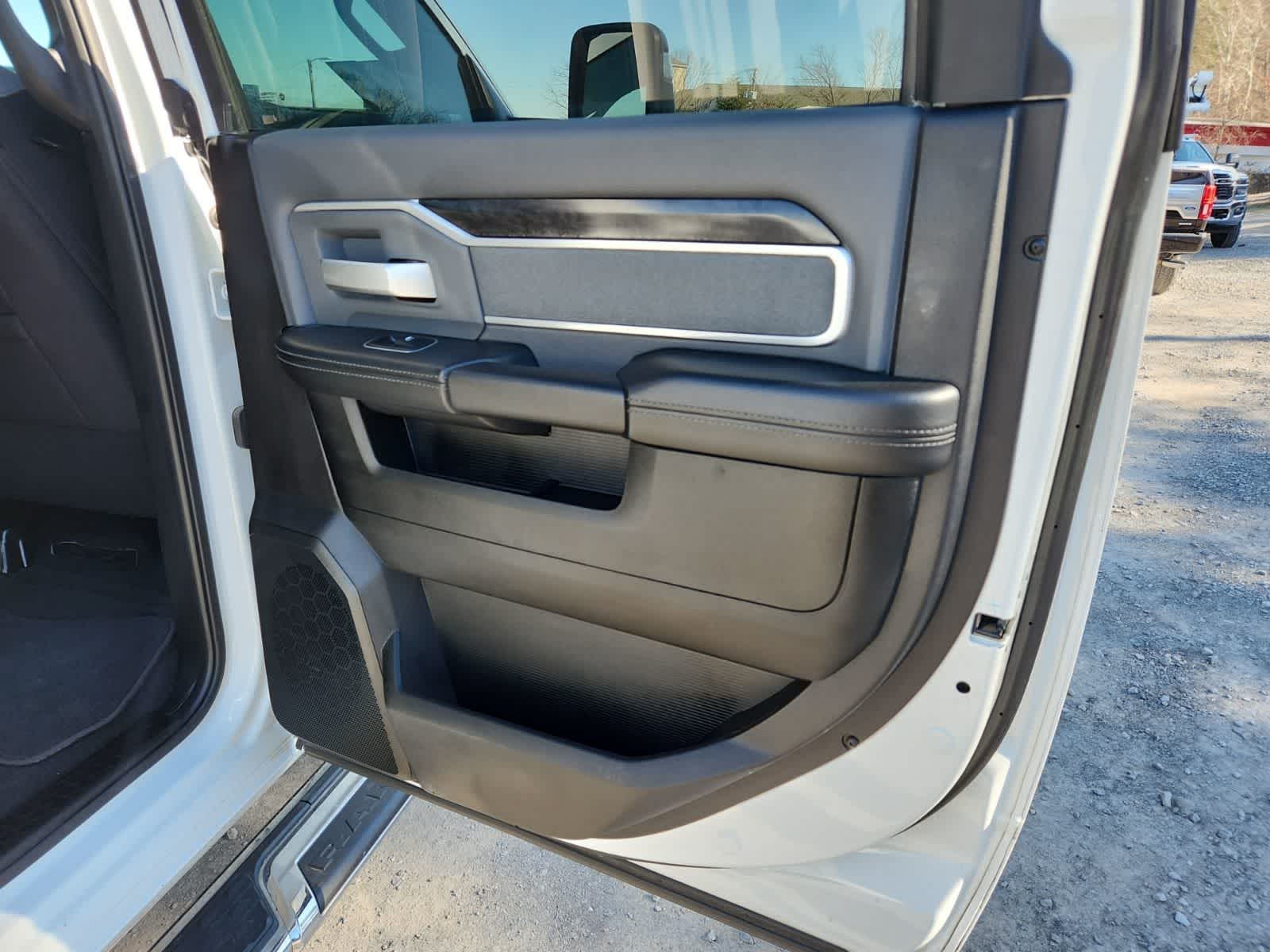 2023 RAM 3500 Big Horn