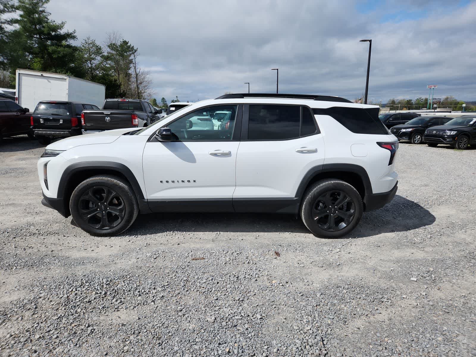 2025 Chevrolet Equinox FWD LT