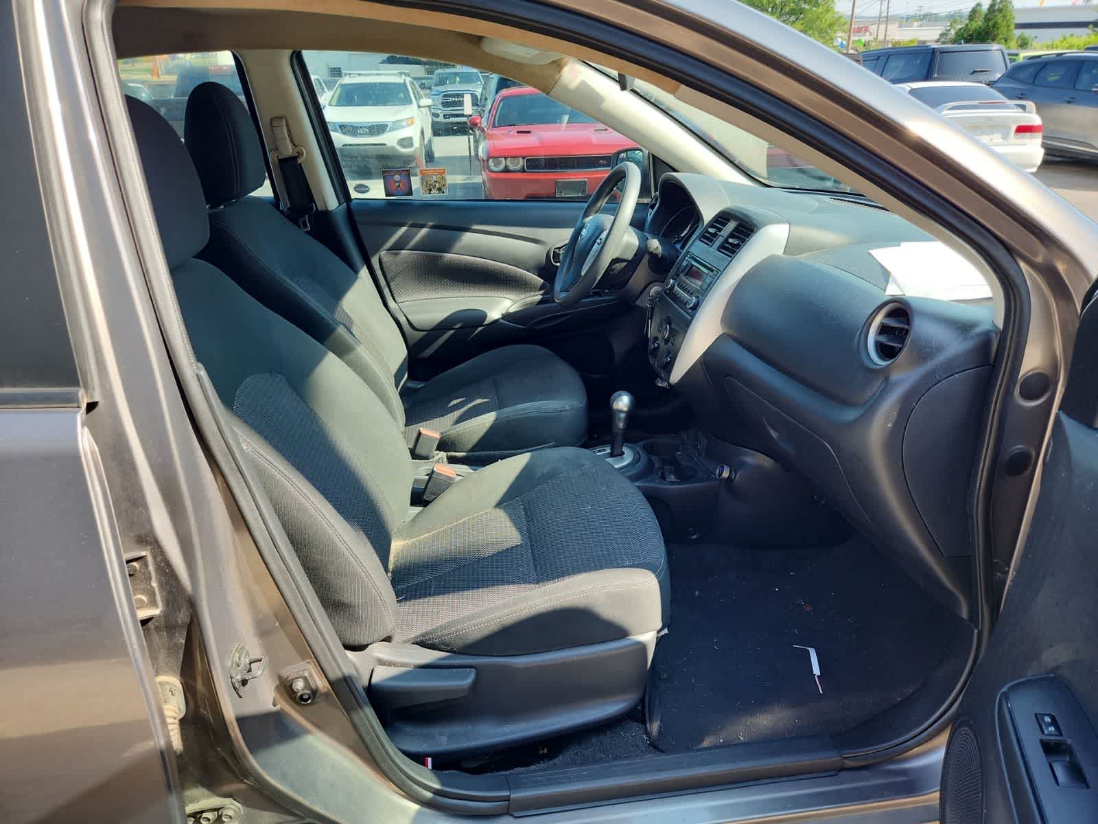 2017 Nissan Versa Sedan SV