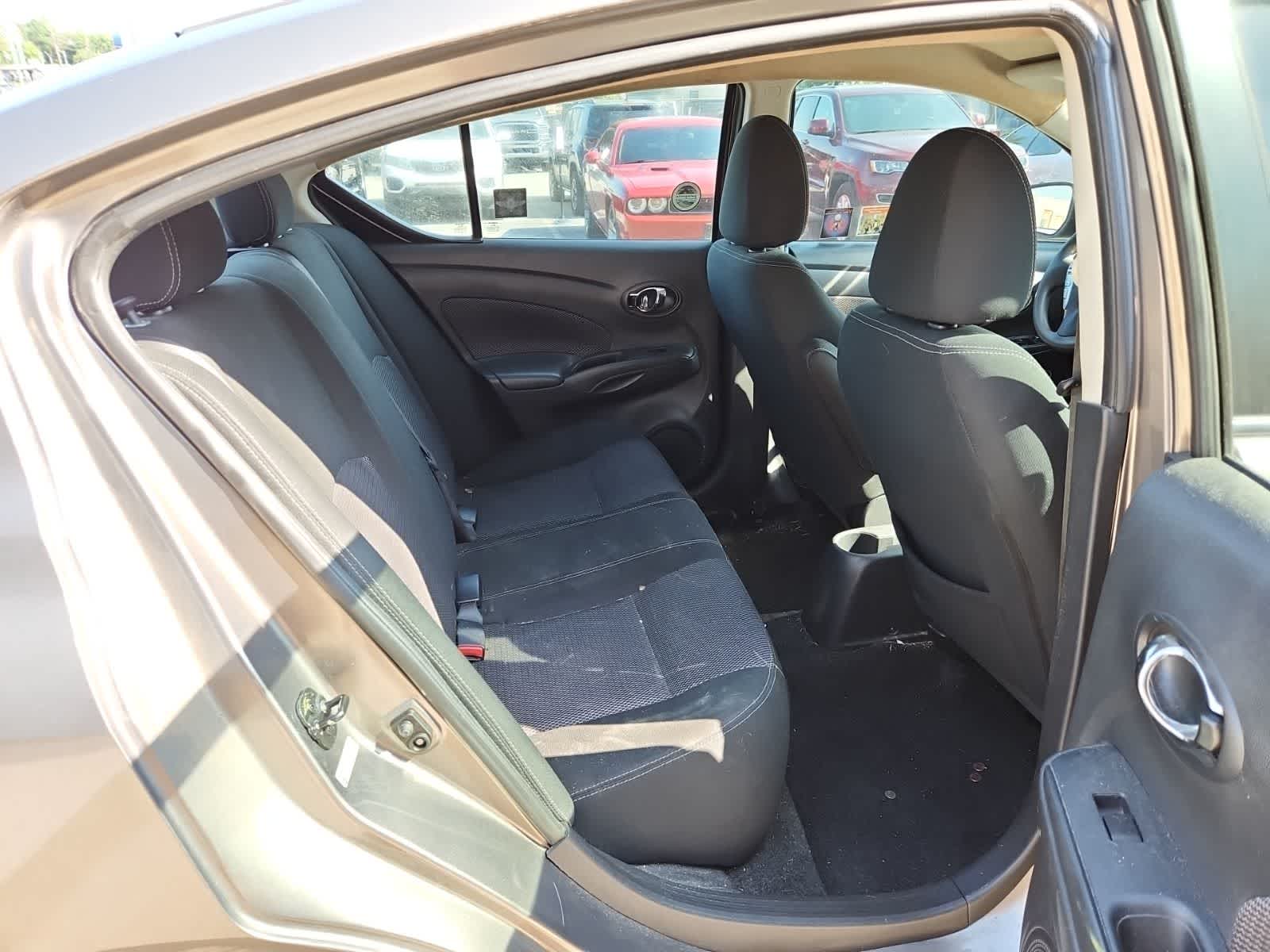 2017 Nissan Versa Sedan SV