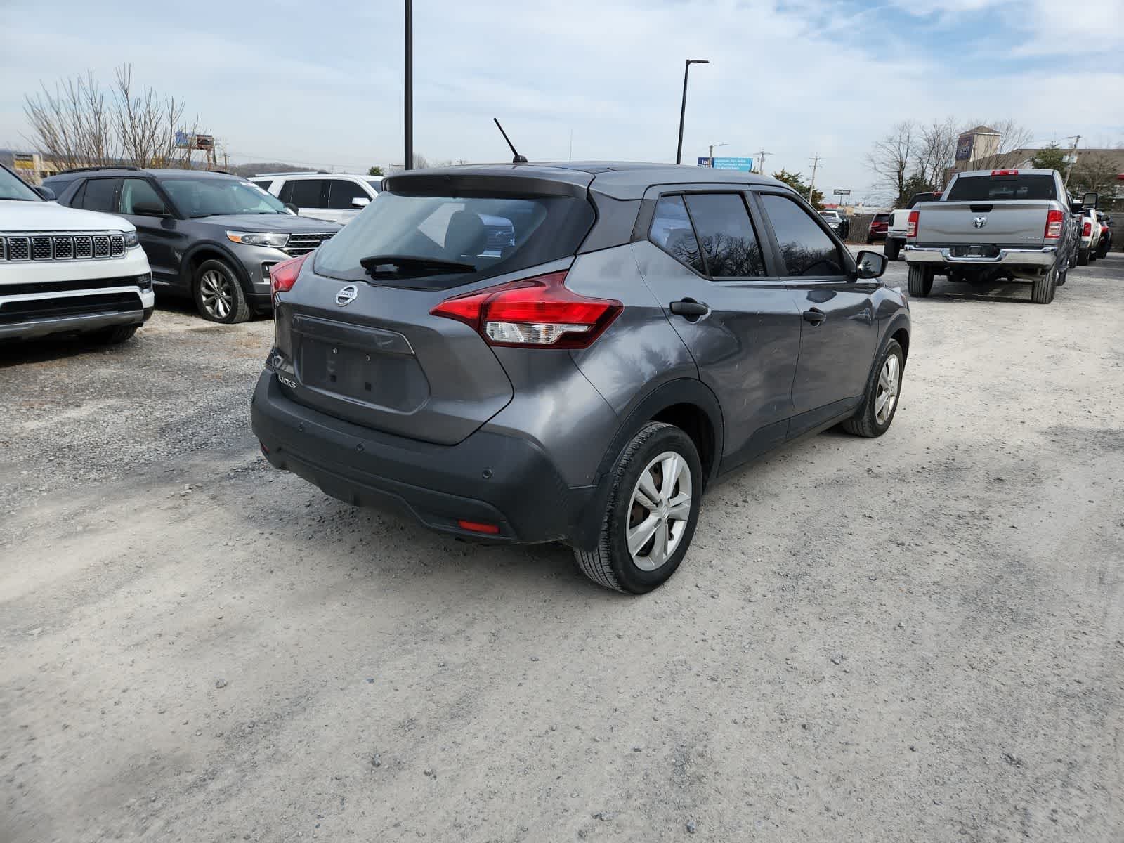 2020 Nissan Kicks S