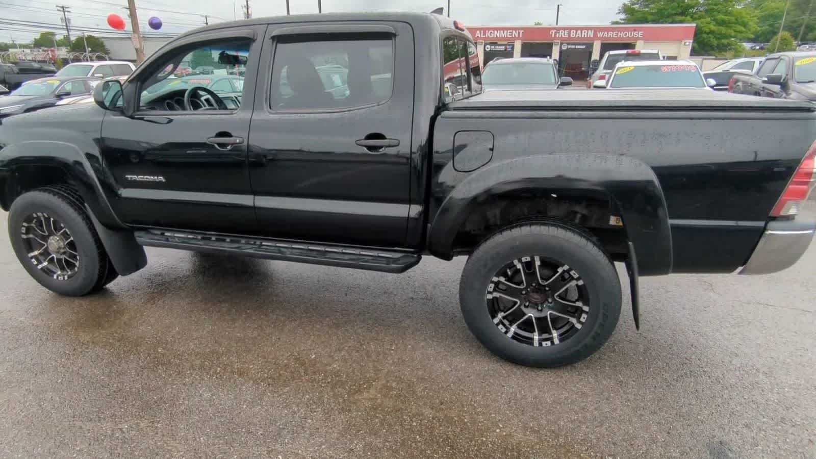 2015 Toyota Tacoma 4WD Double Cab V6 AT (Natl)