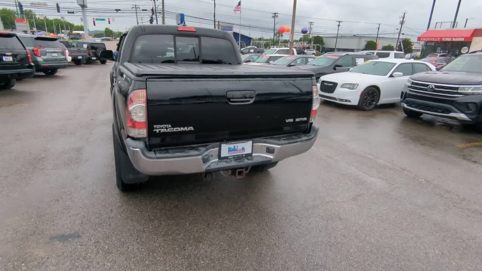 2015 Toyota Tacoma 4WD Double Cab V6 AT (Natl)
