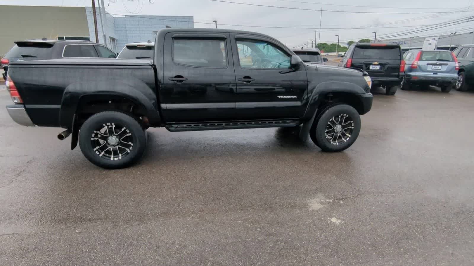 2015 Toyota Tacoma 4WD Double Cab V6 AT (Natl)