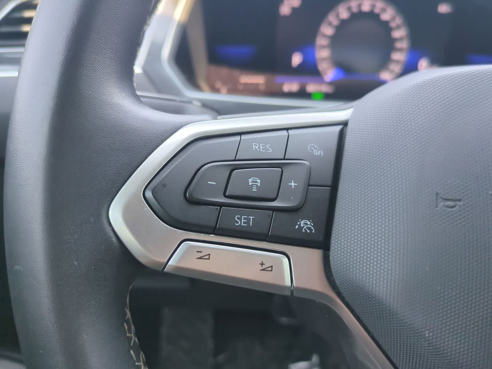 2022 Volkswagen Tiguan SE