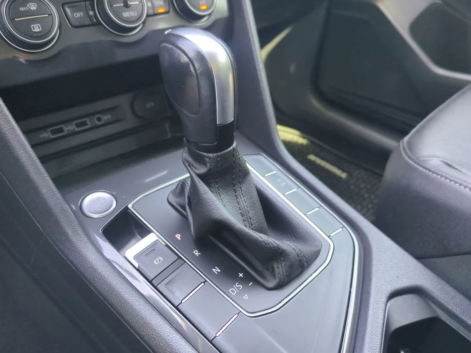 2020 Volkswagen Tiguan SE