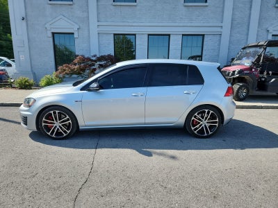 2017 Volkswagen Golf GTI Sport