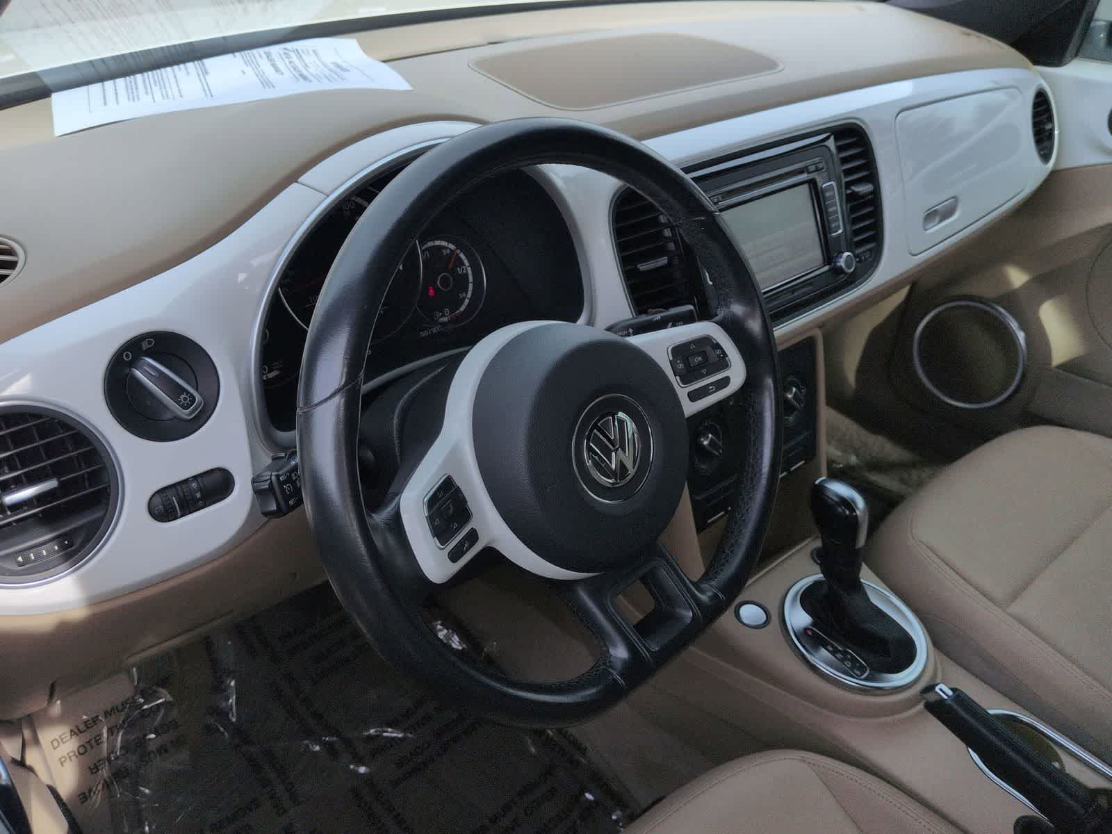 2013 Volkswagen Beetle Convertible 2.5L