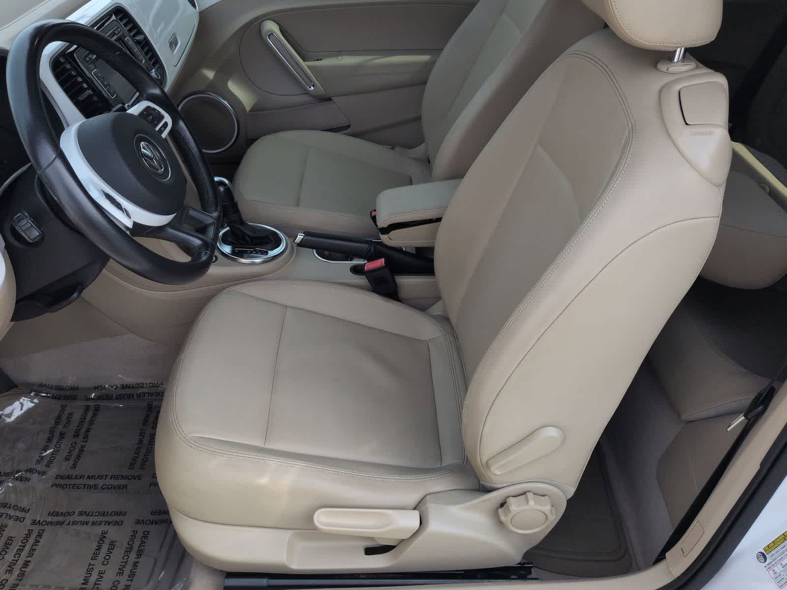 2013 Volkswagen Beetle Convertible 2.5L