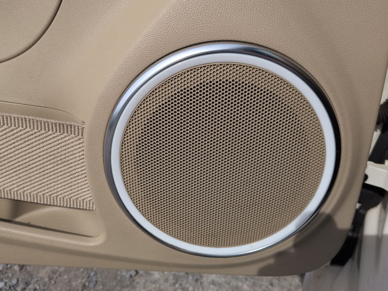 2013 Volkswagen Beetle Convertible 2.5L