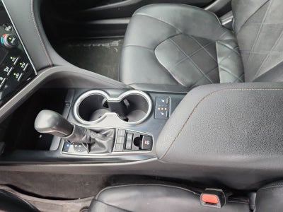 2018 Toyota Camry Hybrid XLE