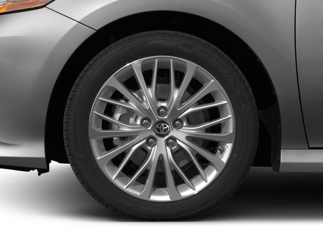2018 Toyota Camry Hybrid XLE