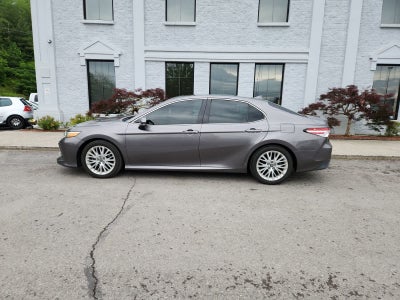 2018 Toyota Camry Hybrid XLE