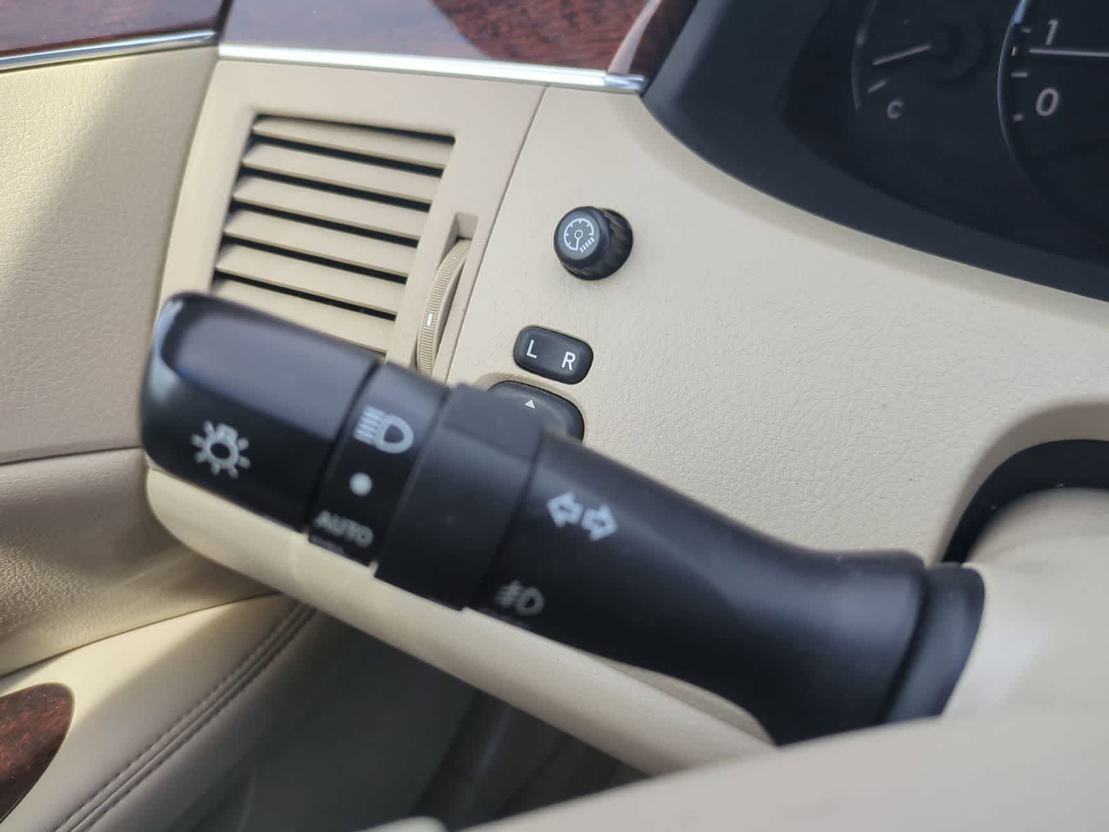 2008 Toyota Avalon XLS