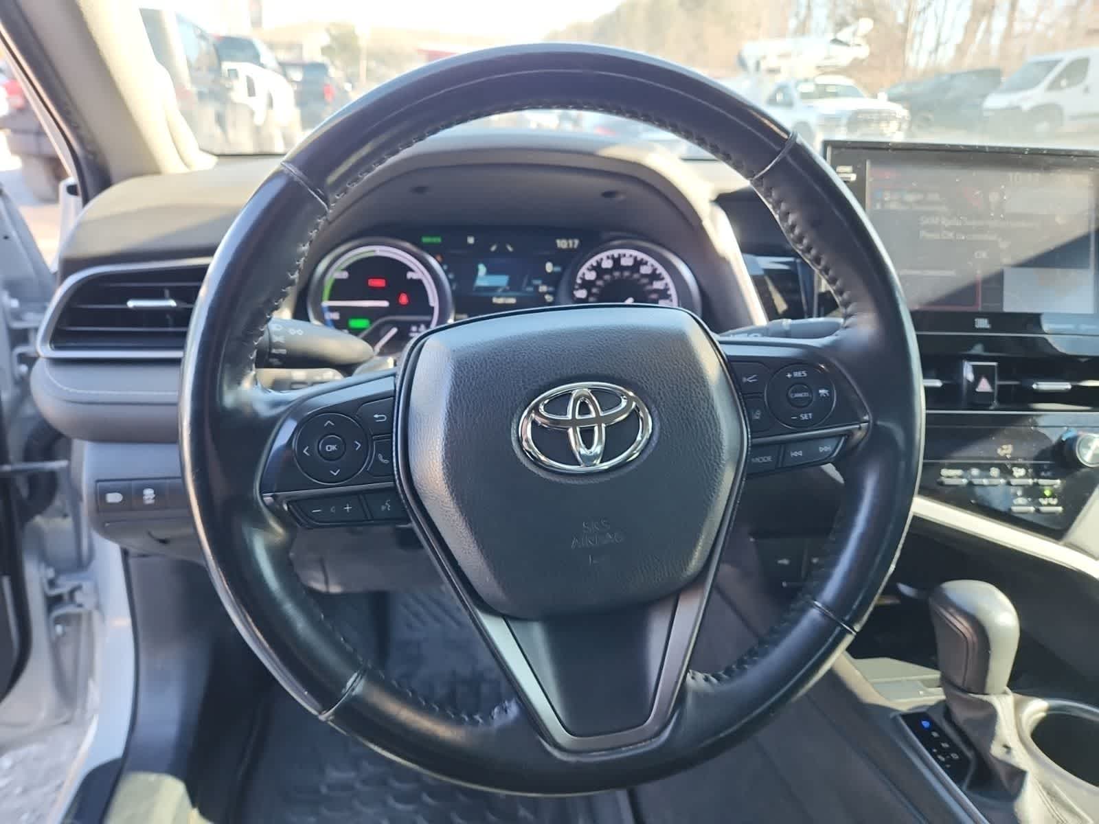 2022 Toyota Camry Hybrid XSE