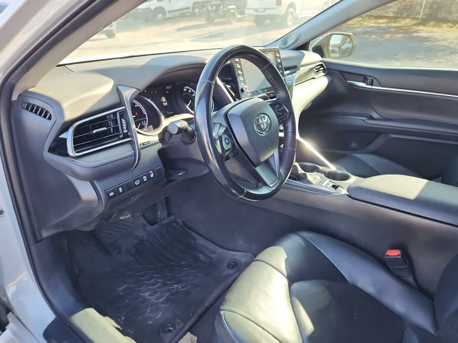 2022 Toyota Camry Hybrid XSE