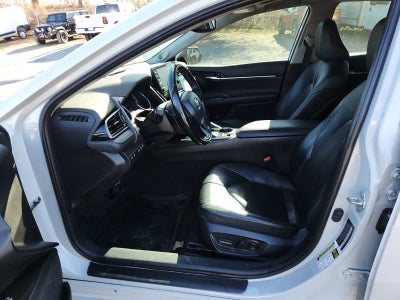 2022 Toyota Camry Hybrid XSE