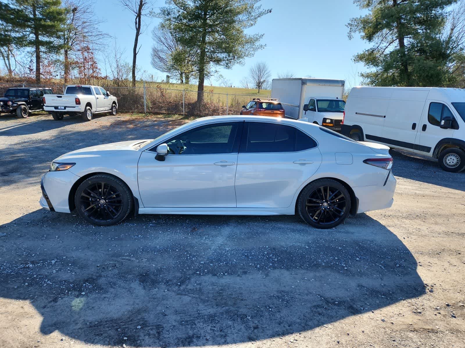2022 Toyota Camry Hybrid XSE