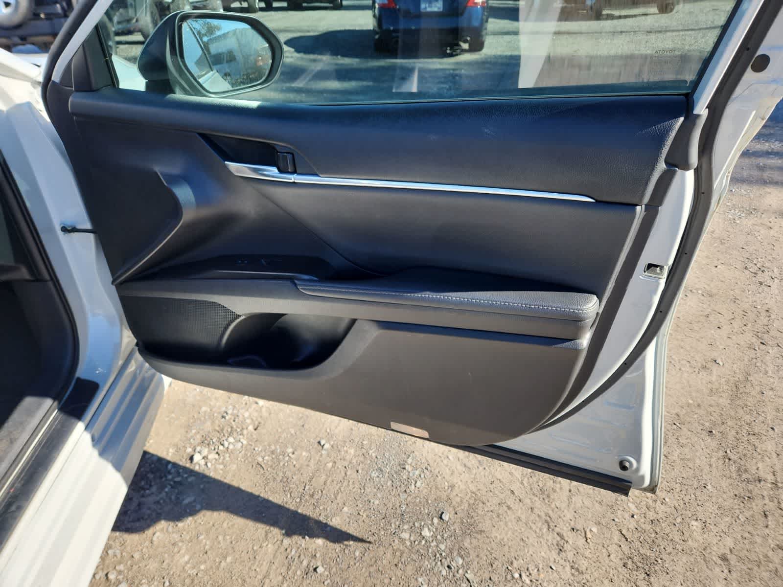 2022 Toyota Camry Hybrid XSE