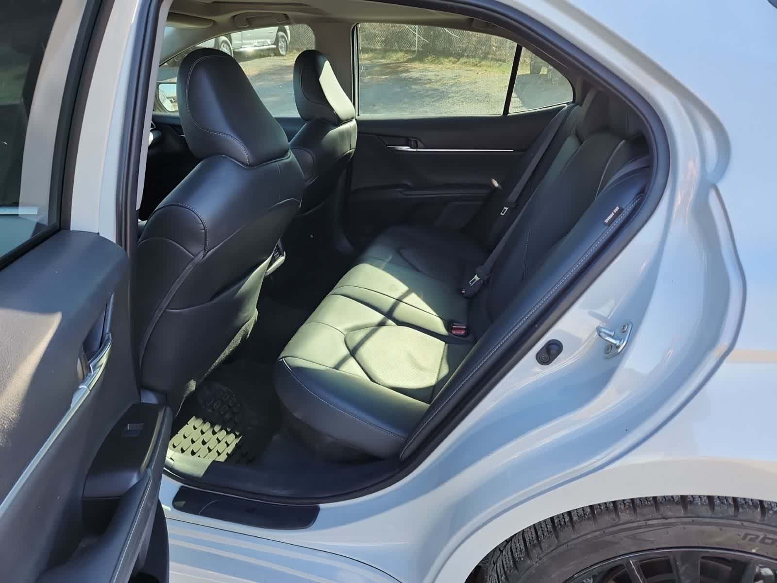 2022 Toyota Camry Hybrid XSE