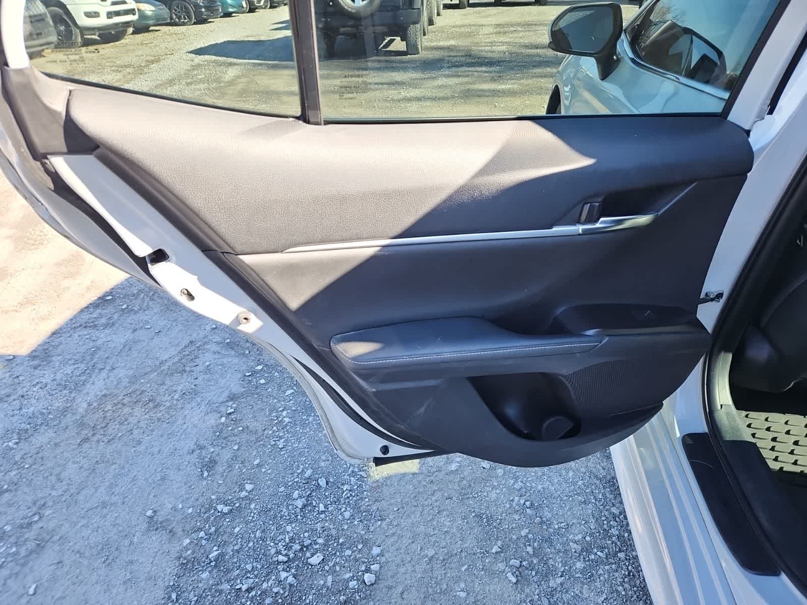 2022 Toyota Camry Hybrid XSE