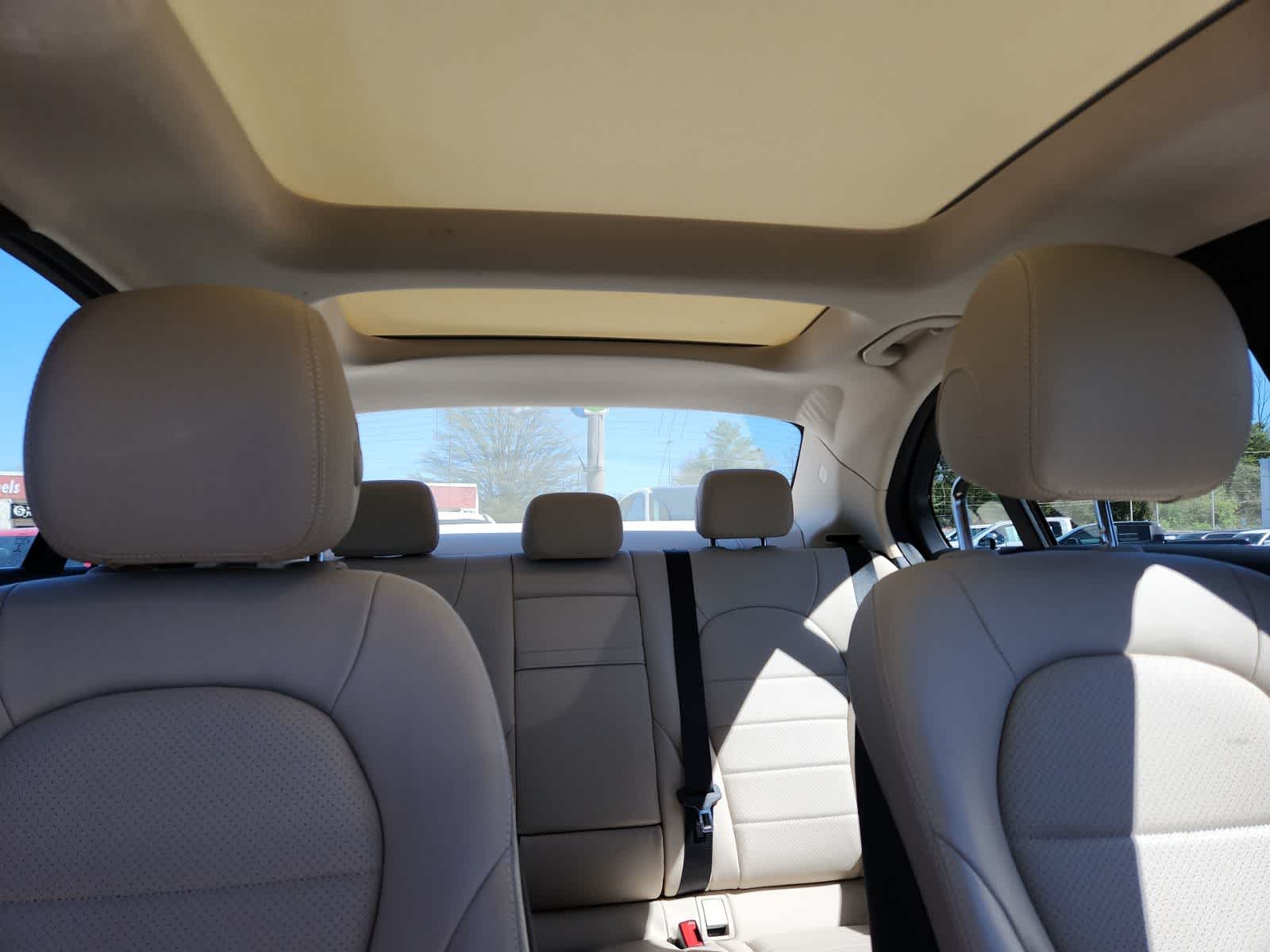 2017 Mercedes-Benz C 300 C 300