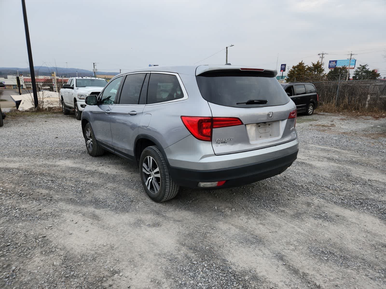 2018 Honda Pilot EX
