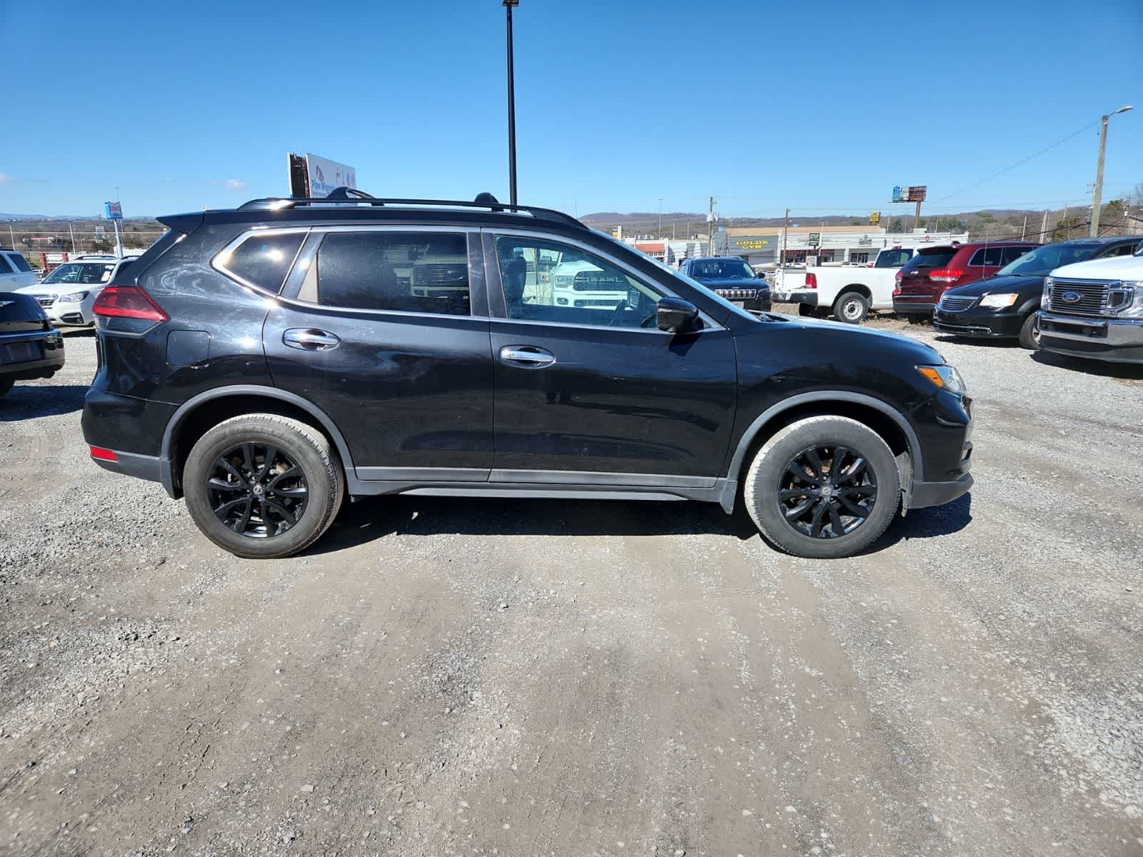 2018 Nissan Rogue SV