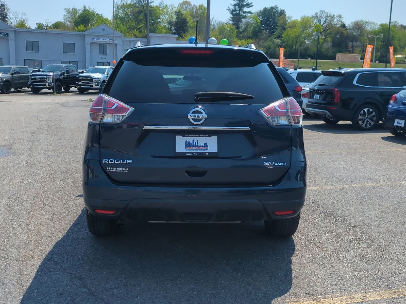 2016 Nissan Rogue SV