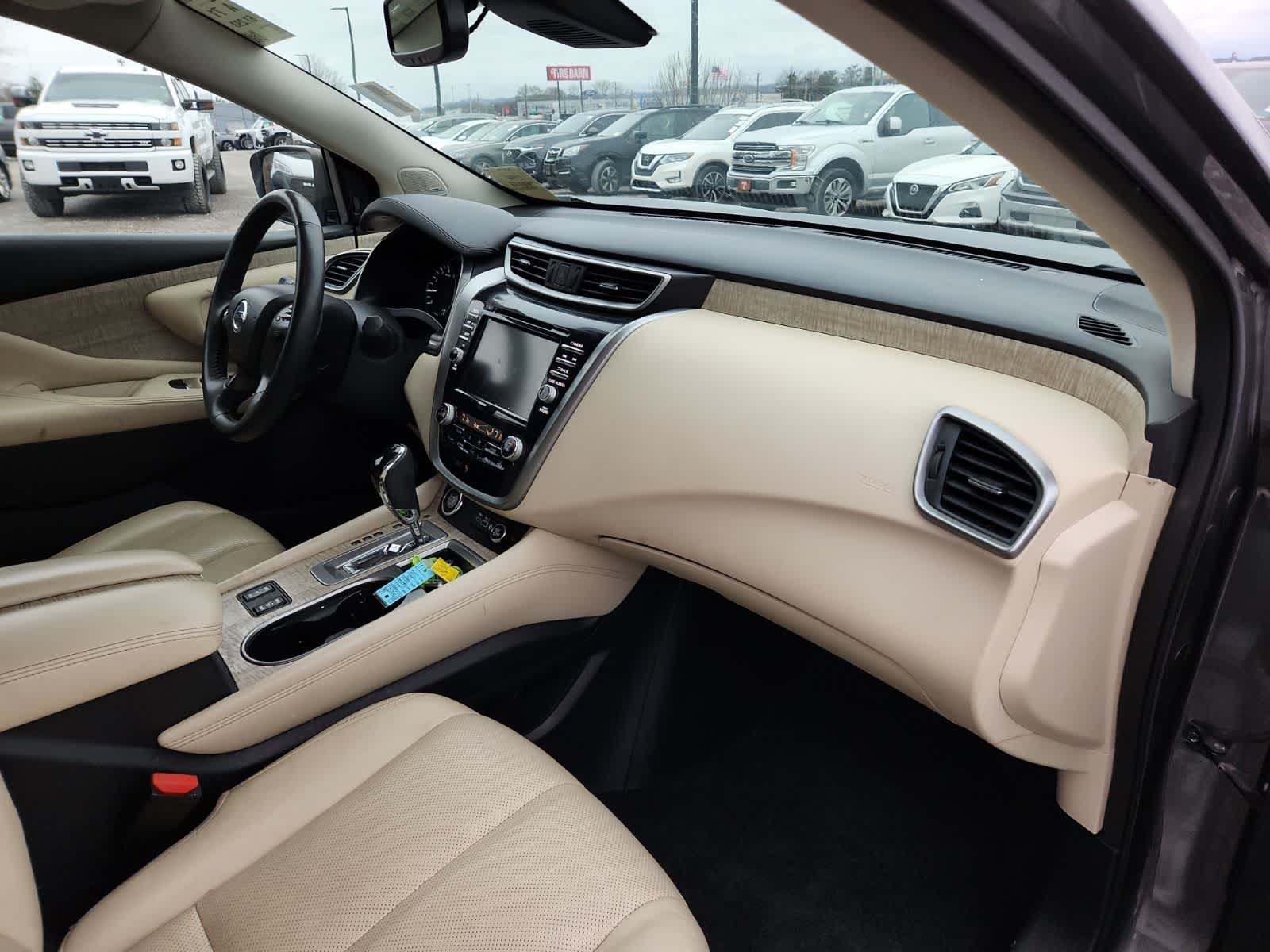 2022 Nissan Murano SL