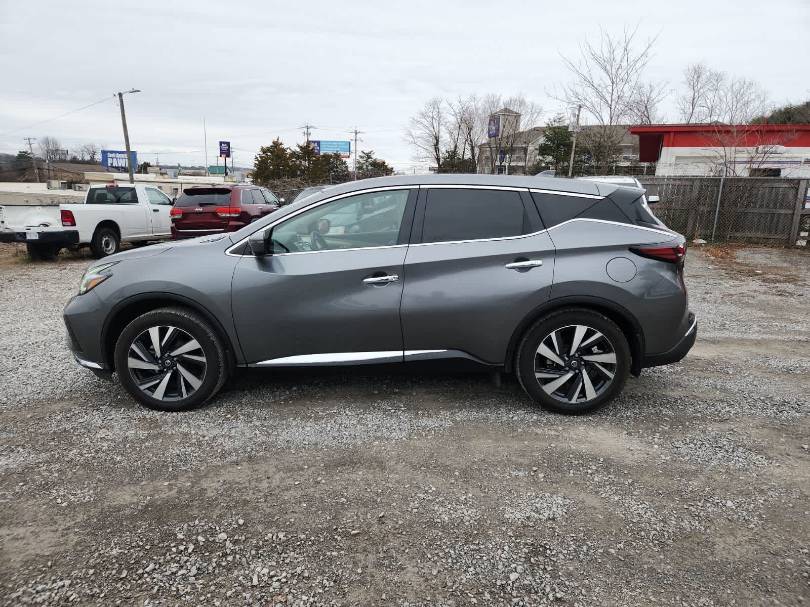 2022 Nissan Murano SL