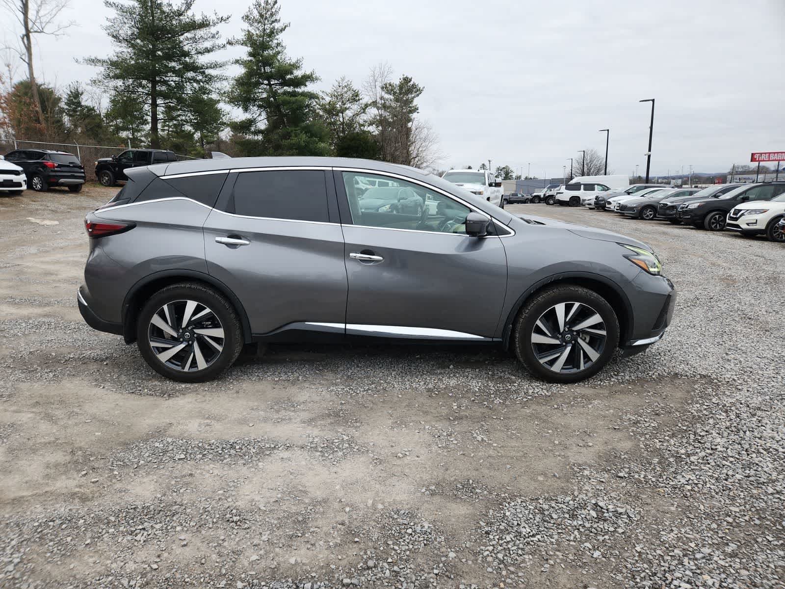 2022 Nissan Murano SL