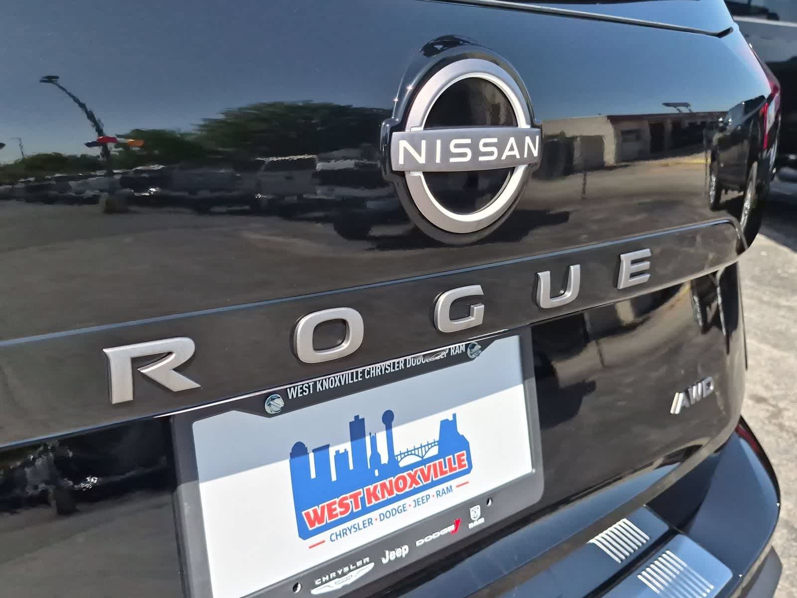 2025 Nissan Rogue SV