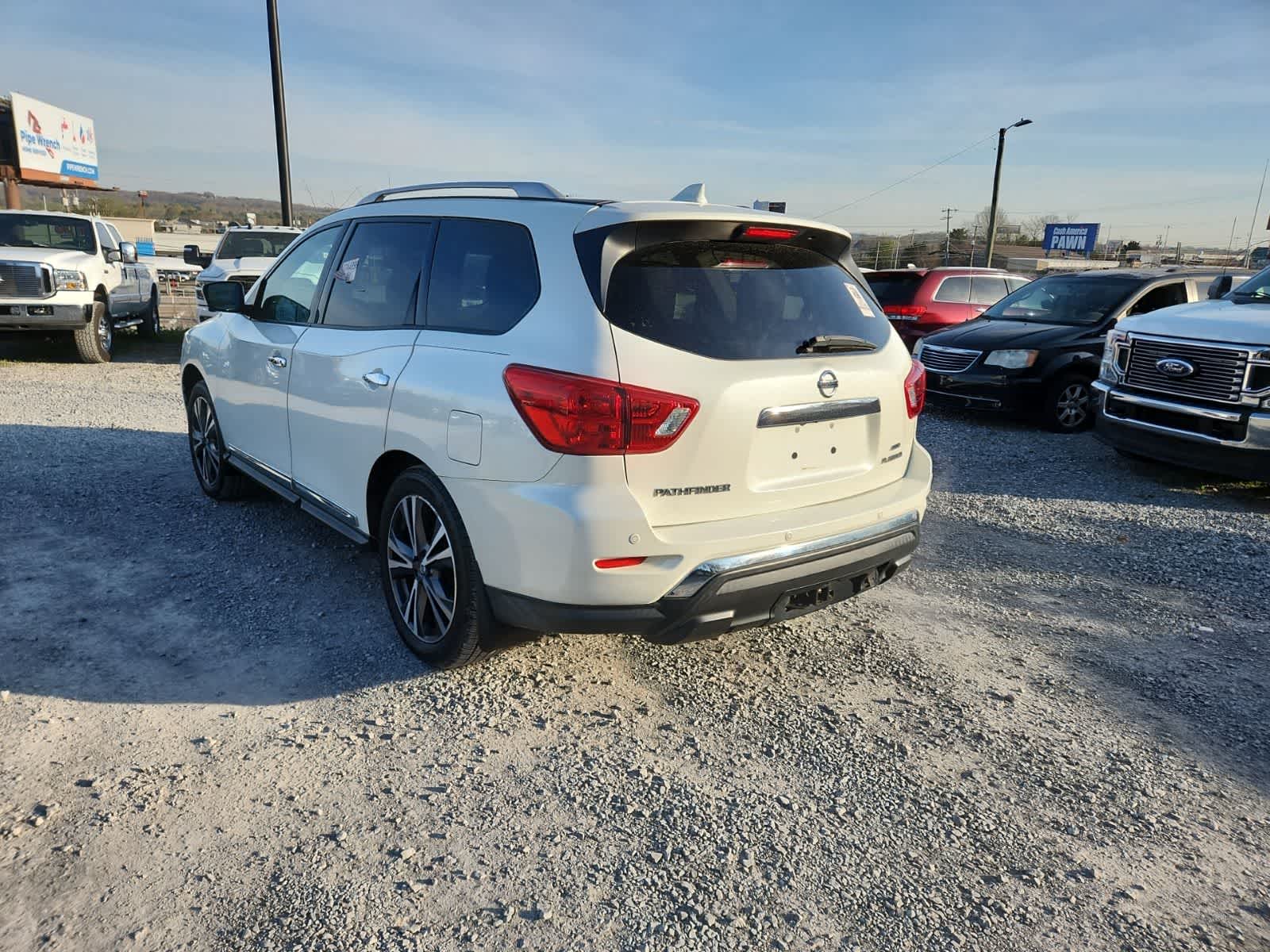 2019 Nissan Pathfinder Platinum