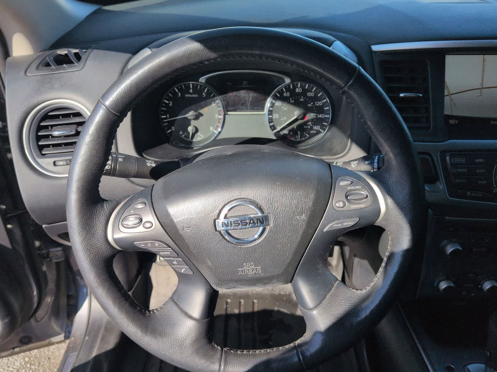 2019 Nissan Pathfinder SL