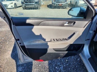 2016 Hyundai Sonata 2.4L SE